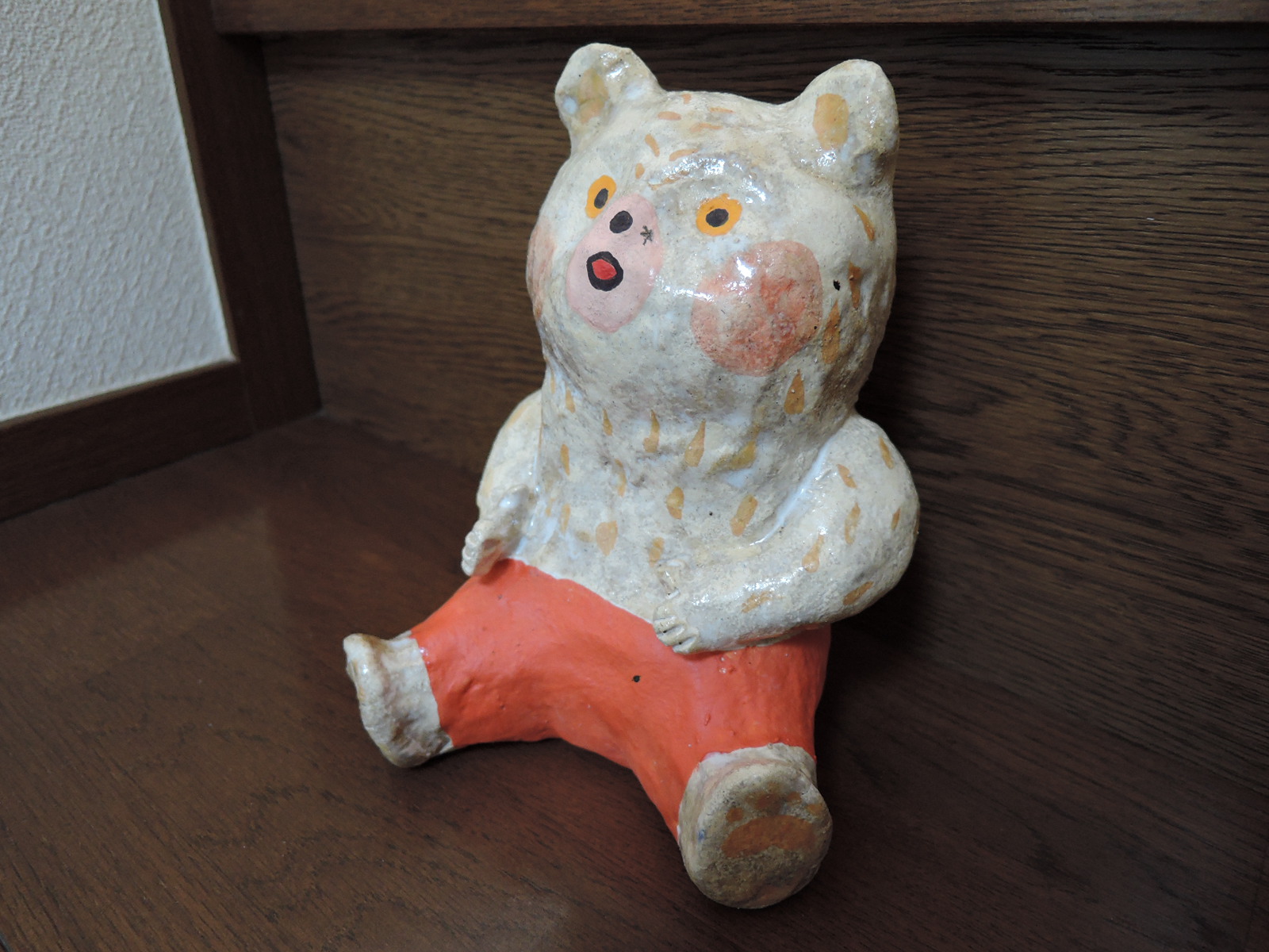 増田光さんの陶人形　くまさん