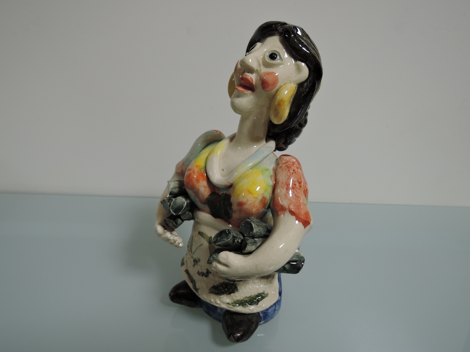 ポルトガルの陶器人形　Conceicao Sapateiro（ポルトガル）の陶器人形