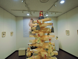 中野真紀子さんの陶展会場風景
