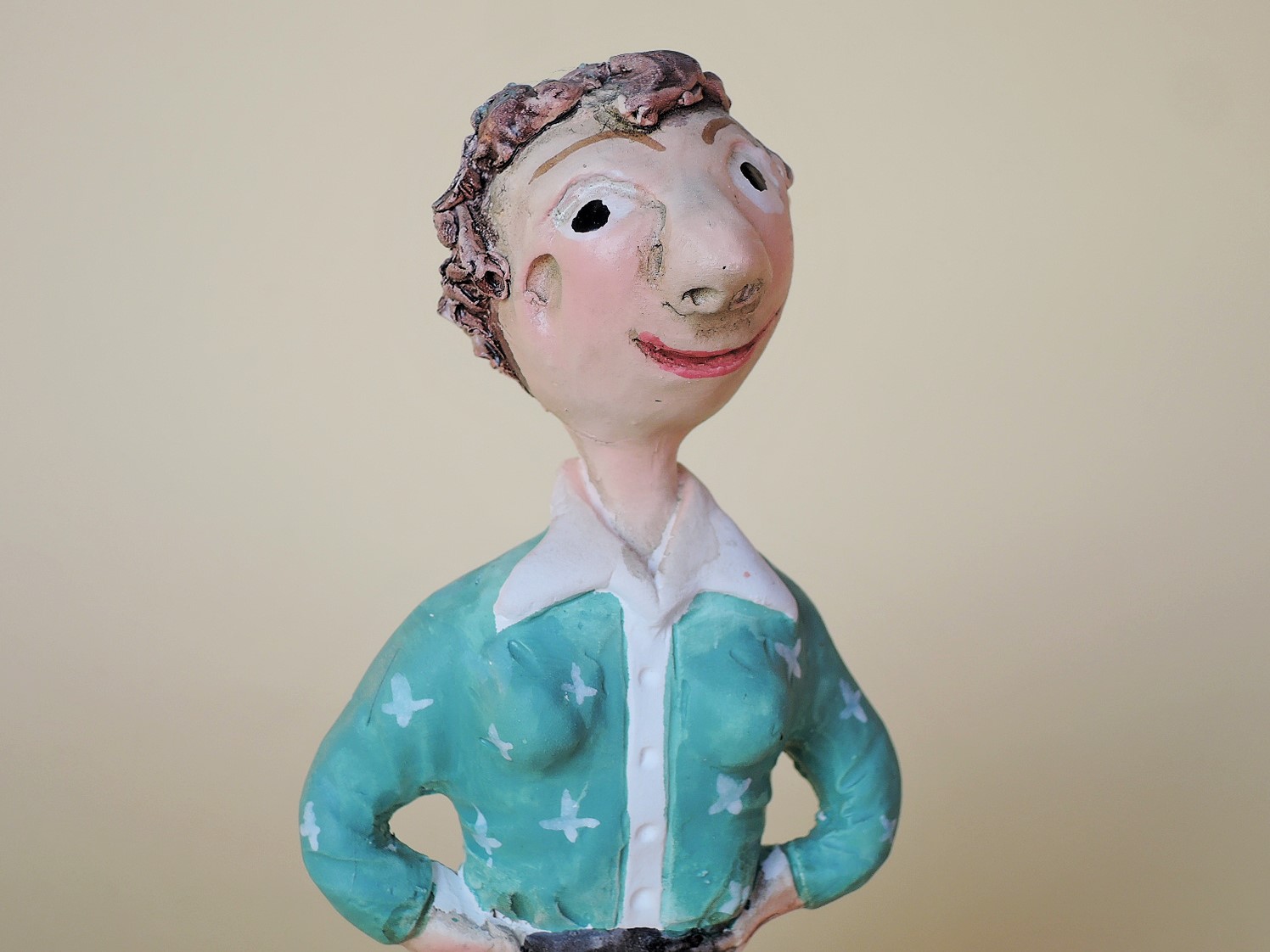 Fernando Morgado（ポルトガル）陶人形　ミーニョの女性
